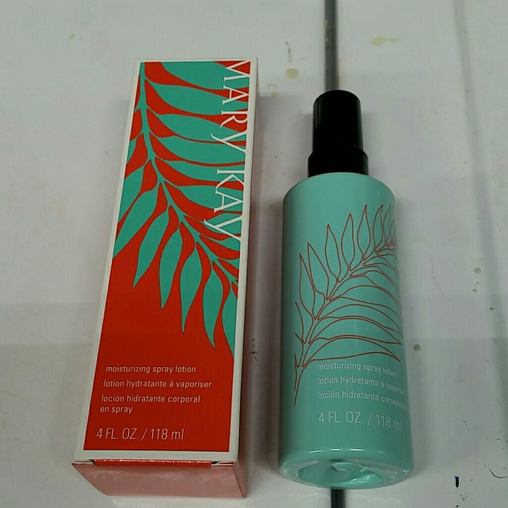 Mary Kay moisturizing spray lotion for the body